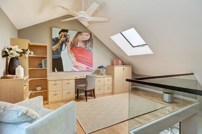 Building Photo - 1235 Yale St