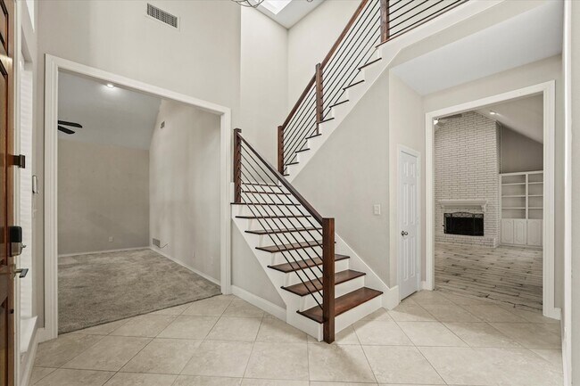 Building Photo - 4596 Adrian Way