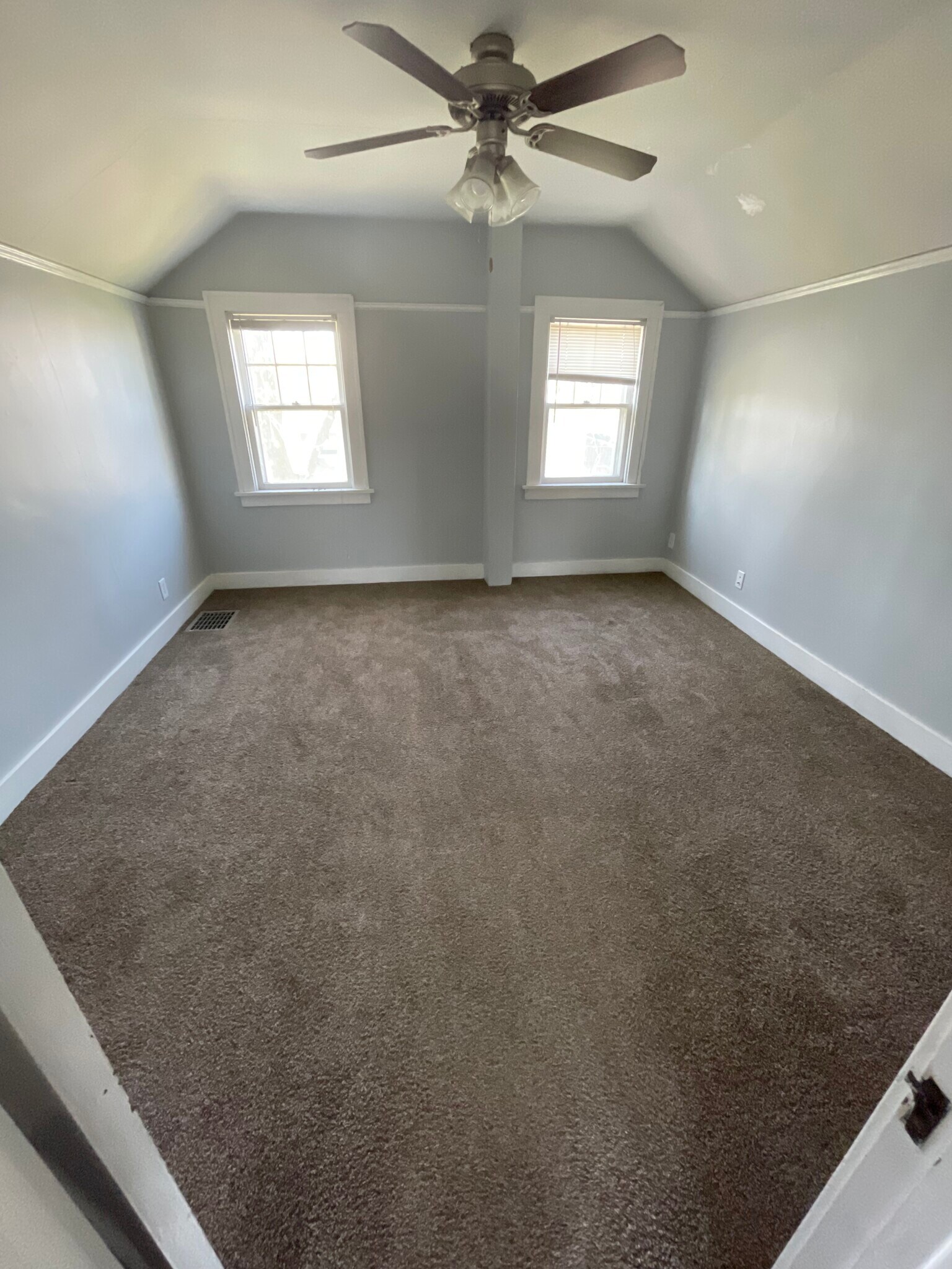 Building Photo - 217 Dotson Dr