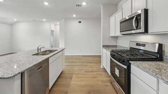 Building Photo - 505 Lansdowne Dr