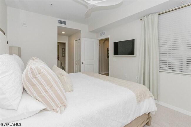 Building Photo - 5527 Double Eagle Cir