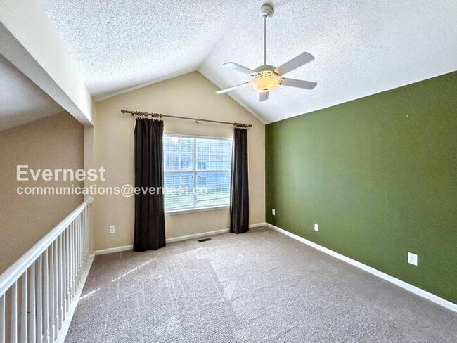 Building Photo - 1804 Westgate Cir
