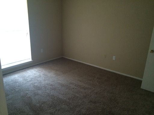 Building Photo - 3117 Grand Pavilion Dr