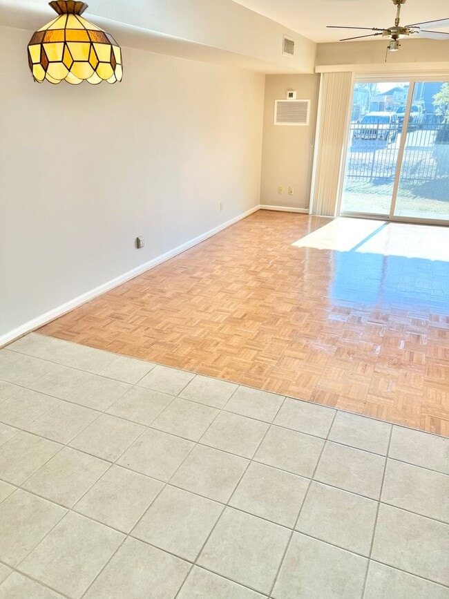 Building Photo - ***Waterfront Condo W/S/T INCLUDED!