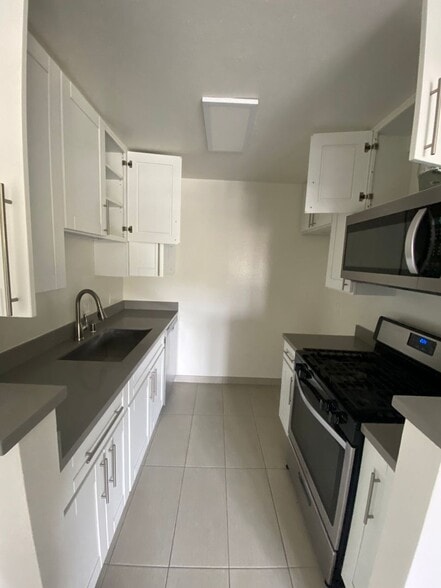 Interior Photo - 1250 N. June St.