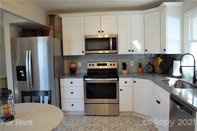 Building Photo - 201 Gamble St