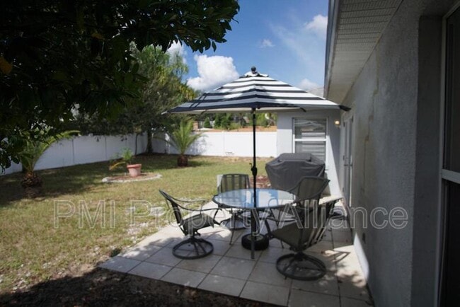 Building Photo - 12111 Goldenstar Ln