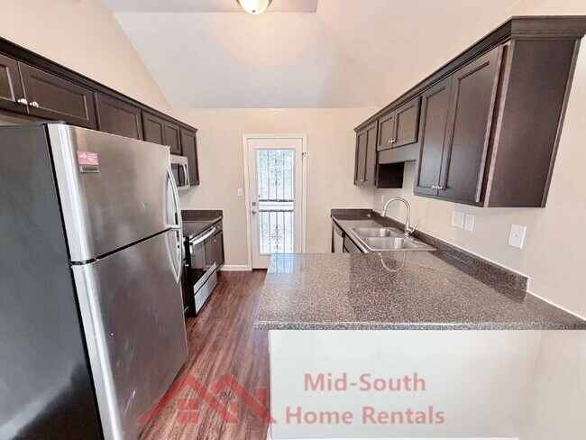 Building Photo - 5626 Tulip Tree Dr