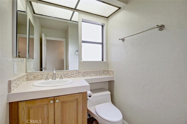 Building Photo - 2936 Calle Frontera