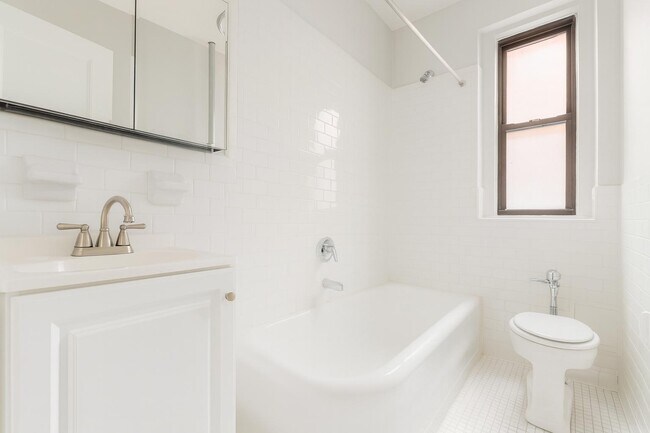 Floorplan - 615 Fort Washington Avenue