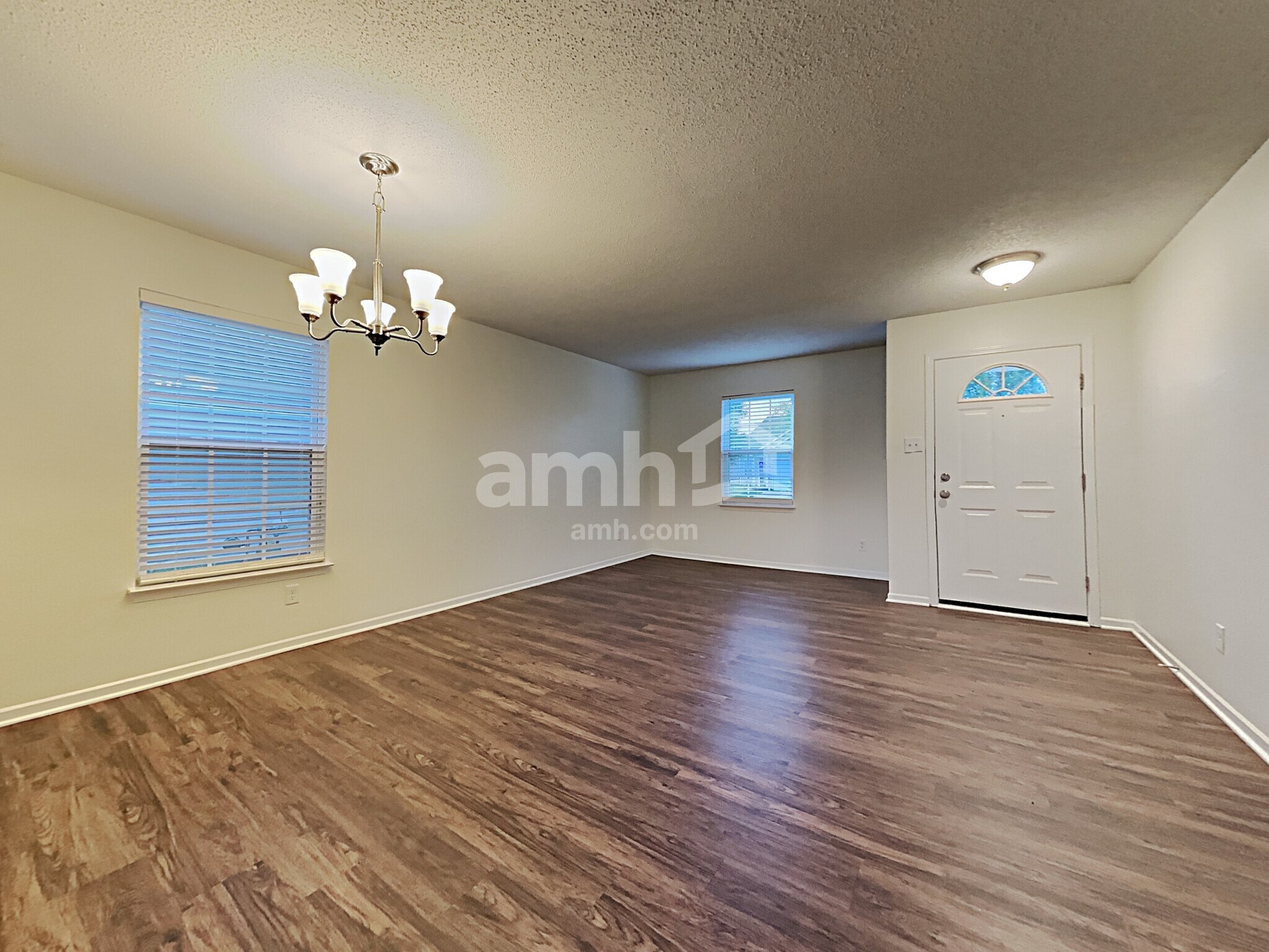 Building Photo - 3122 Earlswood Ln