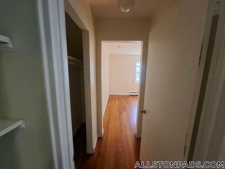 Building Photo - 3 President Terrace