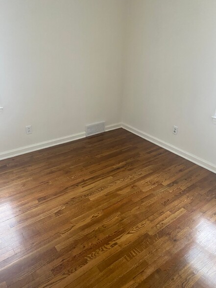 Building Photo - 3342 N 41st St