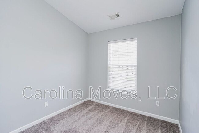 Building Photo - 314 Cumulus Ct
