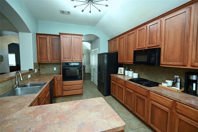 Building Photo - 20609 Kearney Hill Rd