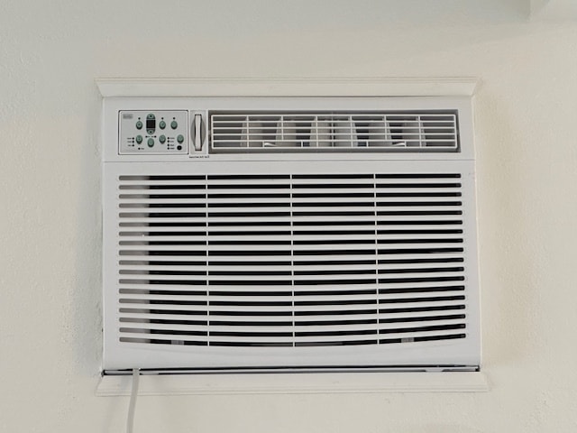 Building Photo - 552 A St