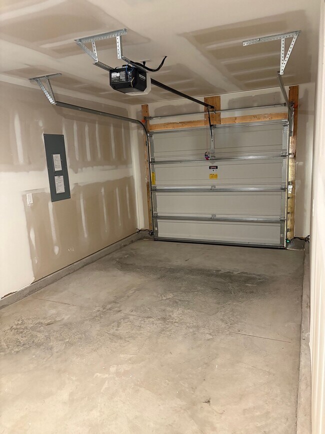 Building Photo - 7787 Pennycress Dr