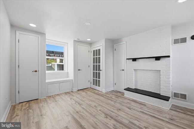 Building Photo - 2700-14 South St