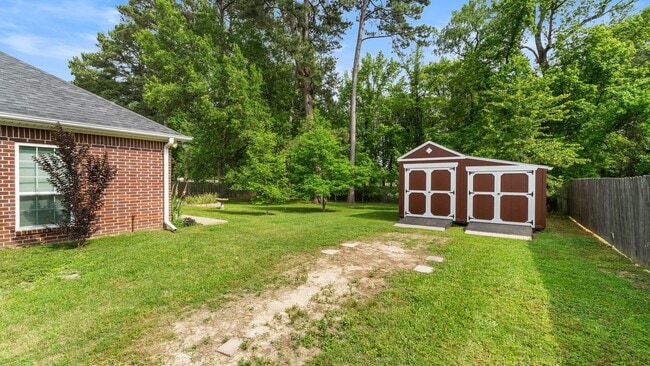 Building Photo - 4 Bedroom, 3 bathroom home in Pleasant Gro...