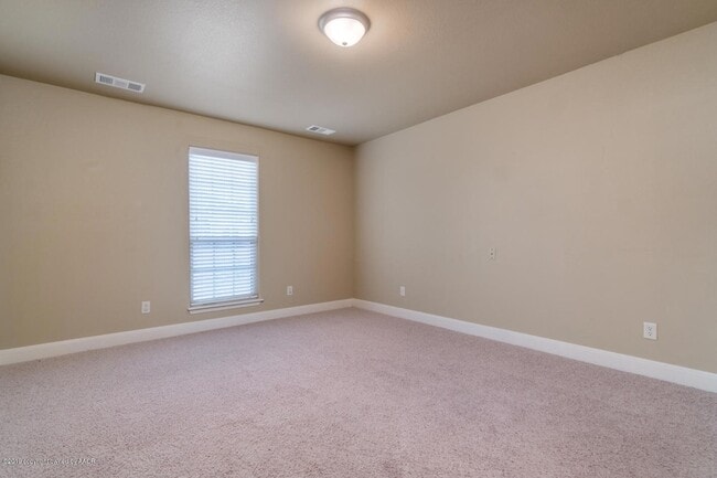 Building Photo - 9410 Orry Ave