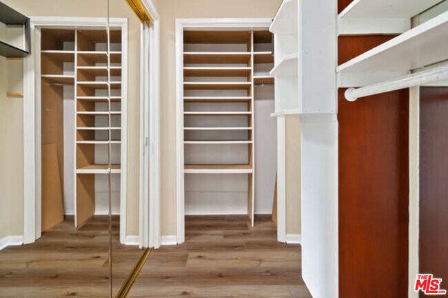 Building Photo - 3401 Alginet Dr