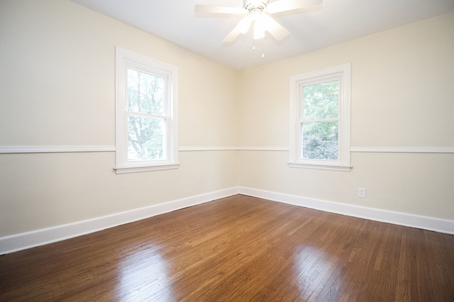 Building Photo - 942 Brinton Dr