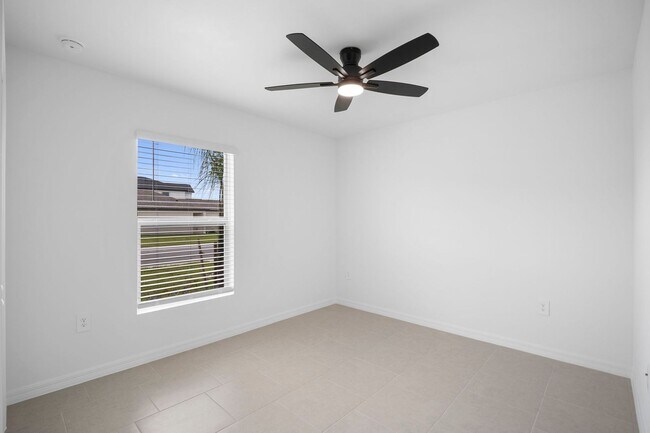 Building Photo - Brand New construction 4 bedrooms 2 bathrooms in North Fort Myers