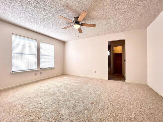 Building Photo - Beautiful 3-Bedroom Home with Bonus Guest Suite in Lewisville!