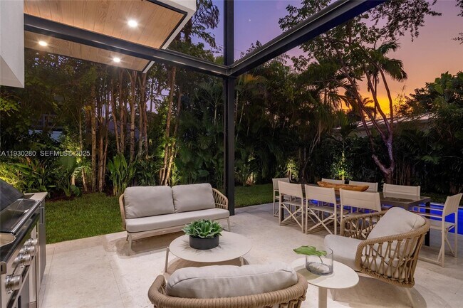 Building Photo - 4024 Bonita Ave