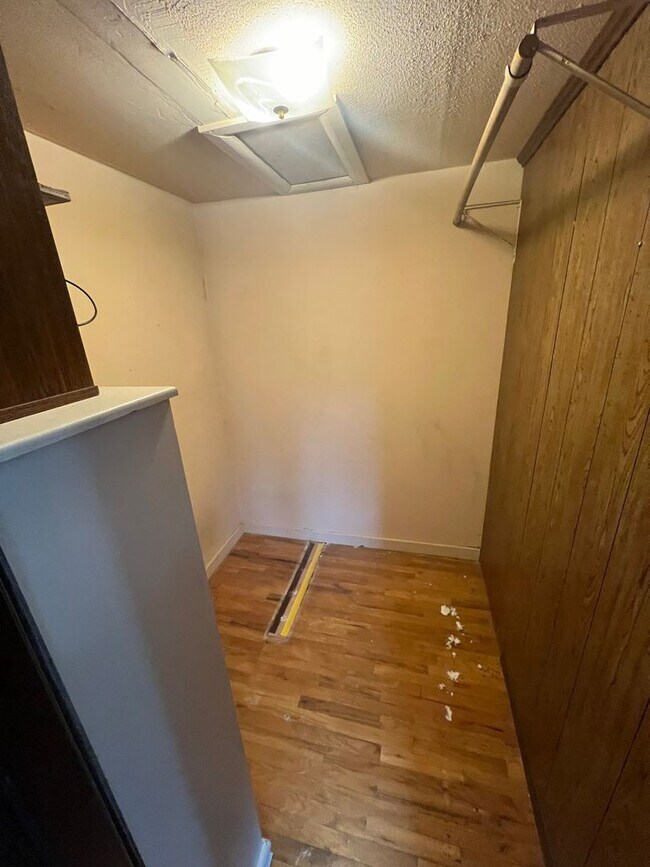 Building Photo - 3355 US-50