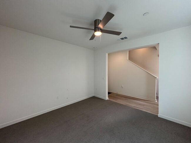 Building Photo - Beautiful 3BD/2.5BA Townhouse in San Ysidro W/ W/D, A/C, 2-Car Garage, Balcony, and Community Parks!