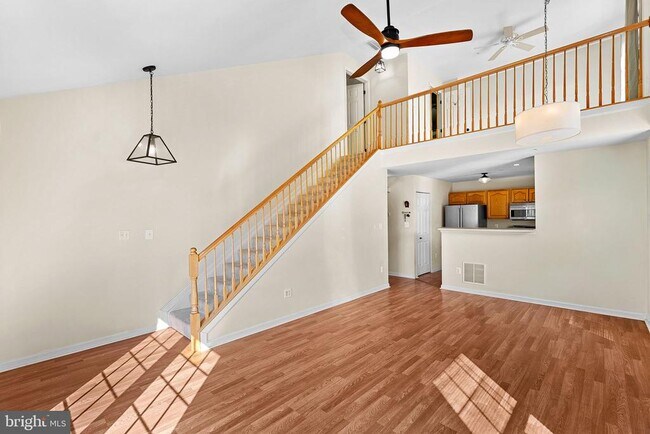 Building Photo - 43374 Greyswallow Terrace