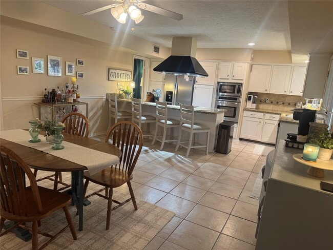 Building Photo - 3127 Pecan Point Dr