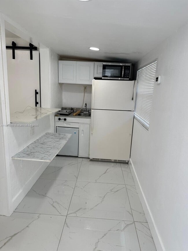 Building Photo - 12525 SW 34th St