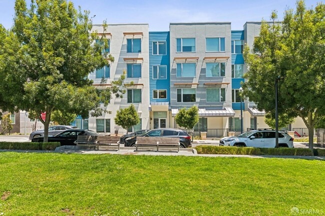 Building Photo - 52 Innes Ct