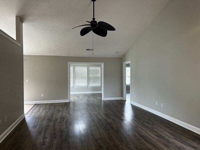 Building Photo - JULY SPECIAL !!! $150.00 OFF YOUR FIRST 2 ...