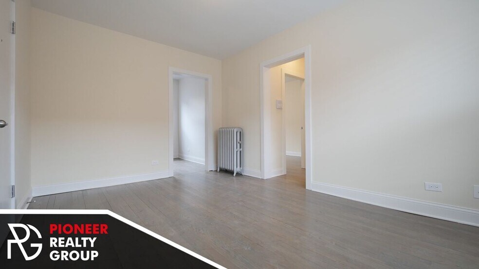Building Photo - 2641 N Spaulding Ave