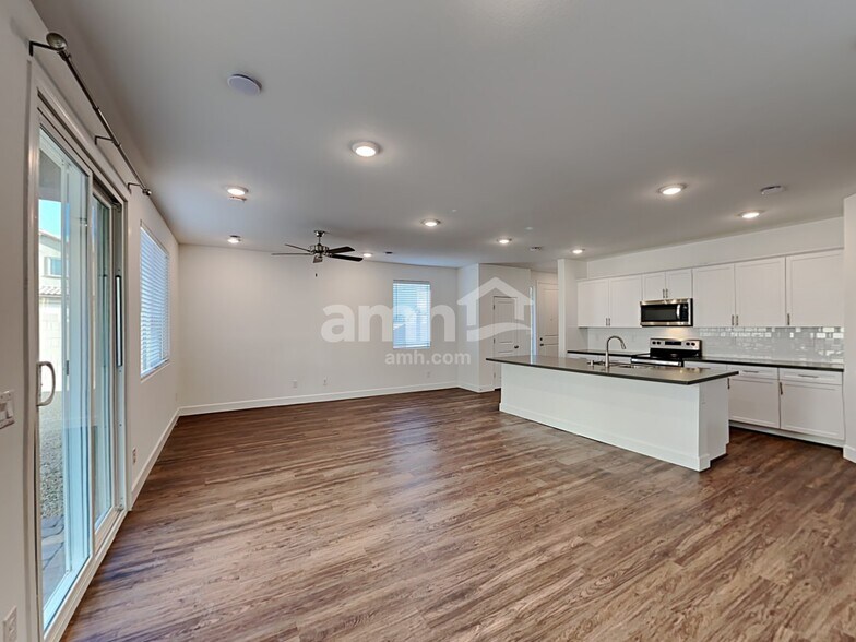 Building Photo - 9123 Taft Point Ct