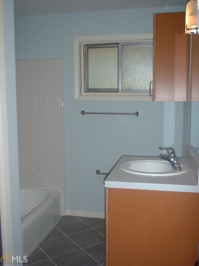 Building Photo - 3046 Briarcliff Rd NE