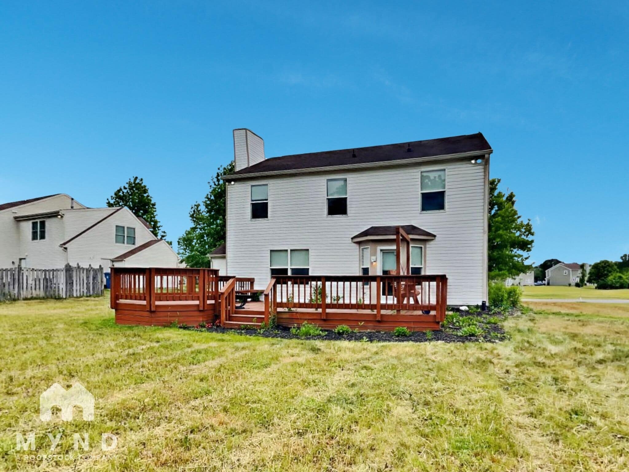 Building Photo - 6410 Hollingsworth Dr