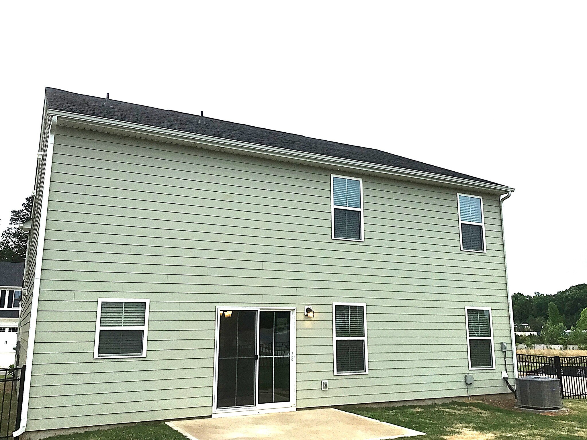 Building Photo - 5029 Twin River Dr