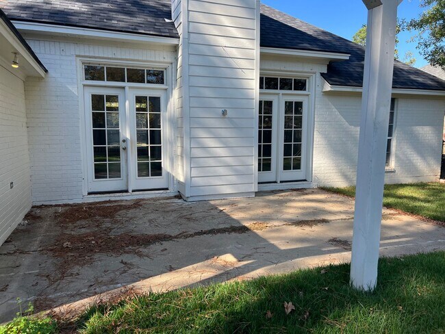 Building Photo - BAY HILLS SUBDIVISION. BENTON SCHOOLS