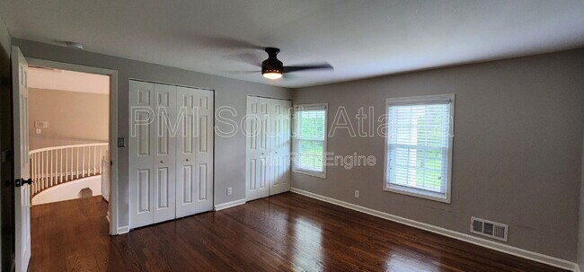 Building Photo - 40 Pheasant Dr SE