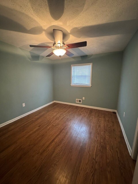 Building Photo - 7512 Pimlico Dr