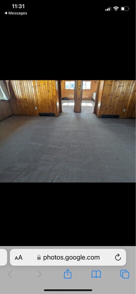 Building Photo - 126 E Park St