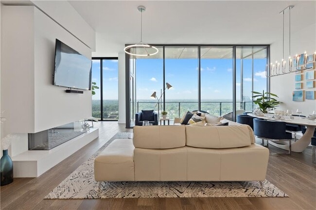 Building Photo - 788 West Marietta St NW