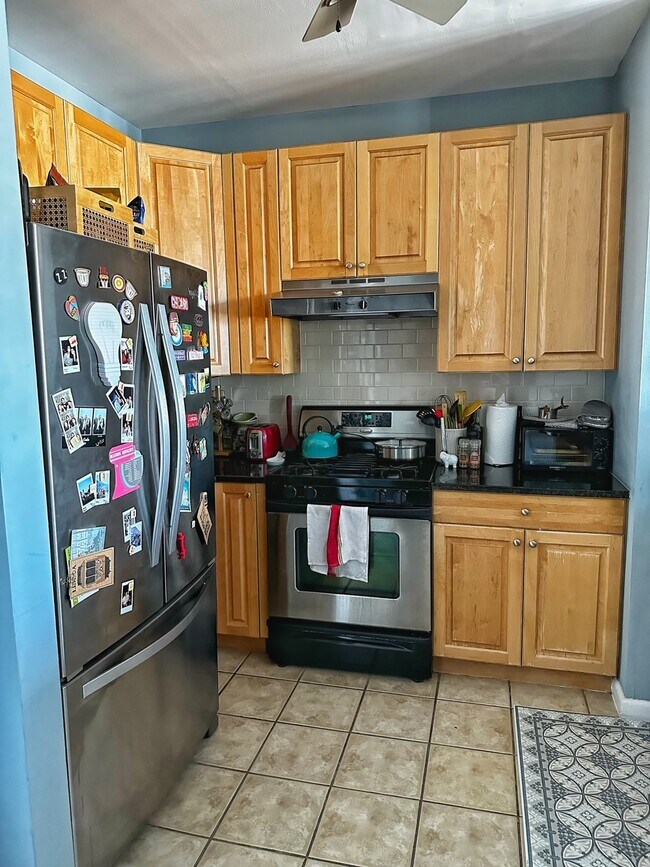 Building Photo - 15 WARREN St