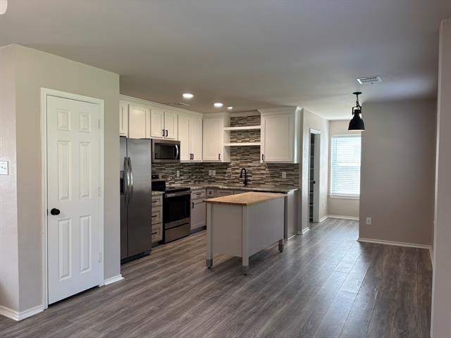 Building Photo - 2703 Mountain View Dr