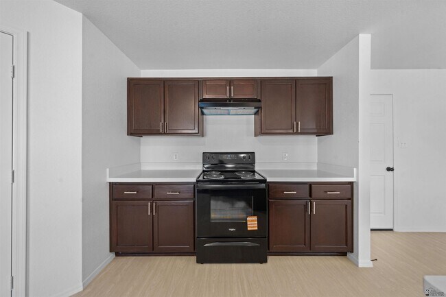 Building Photo - 7272 E 45th St