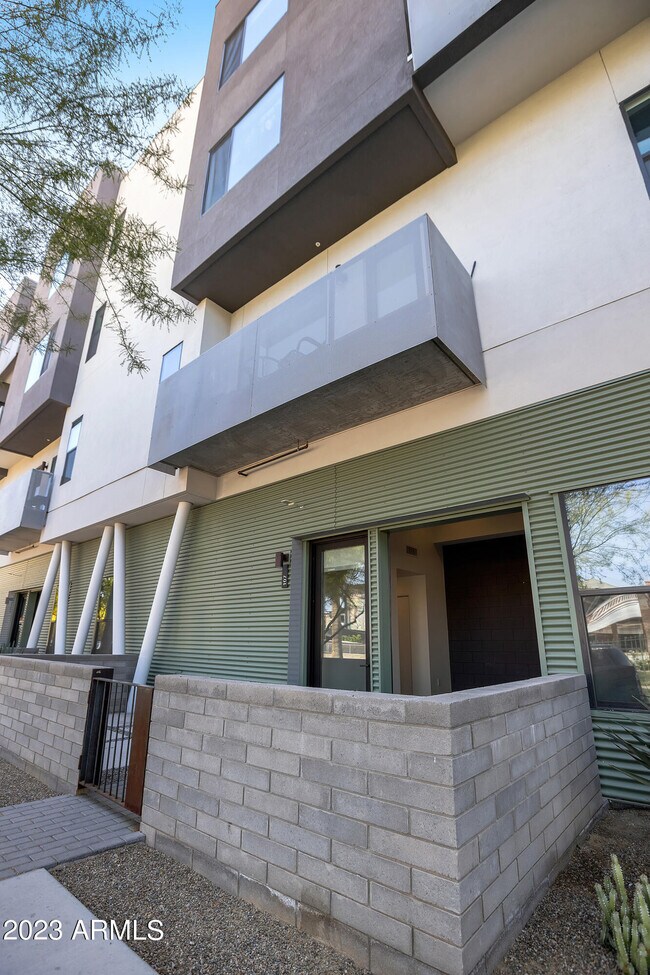 Building Photo - 1130 N 2nd St